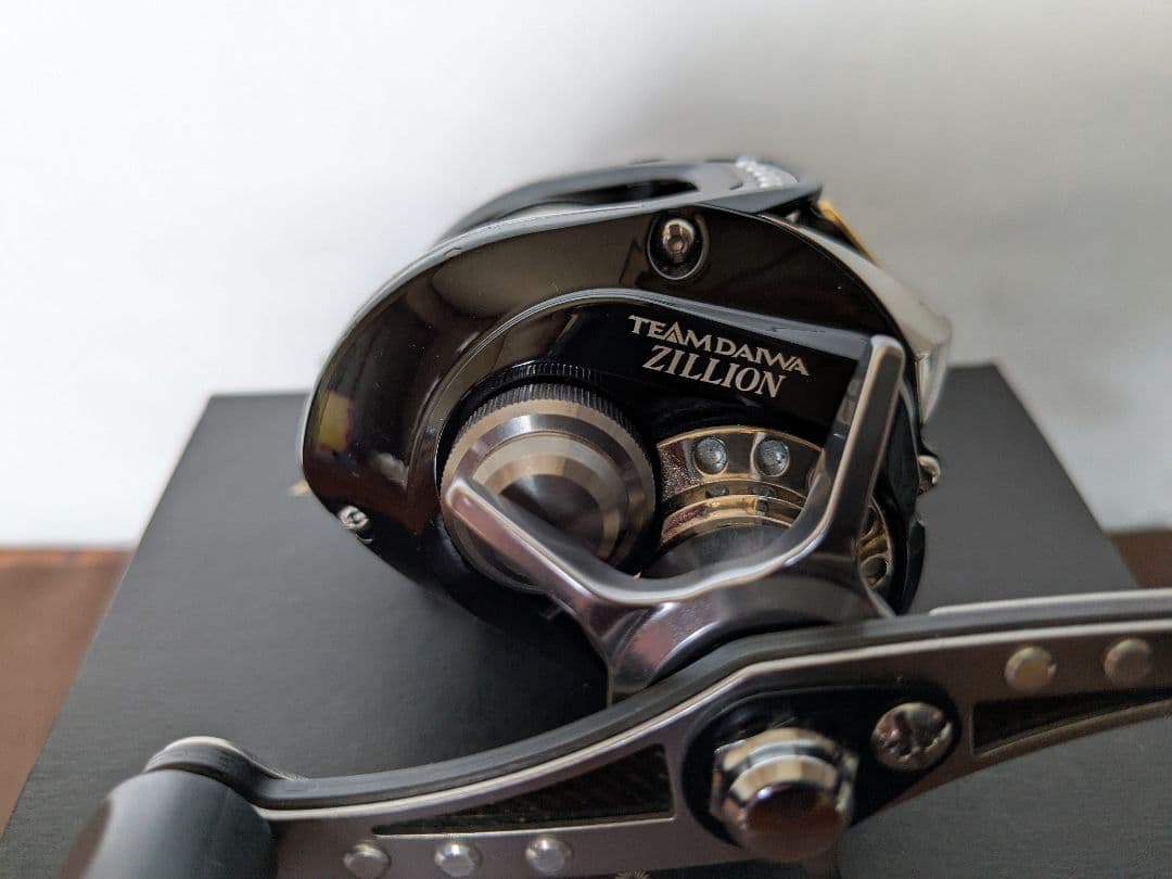 09限定❗️ダイワTD・ジリオンリ7.3リミテッド100