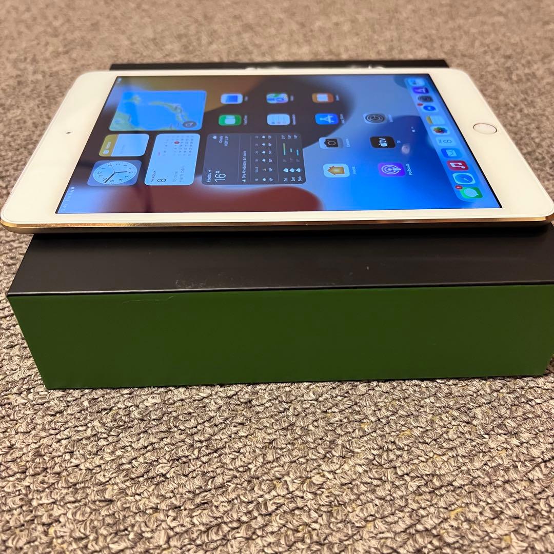 iPad mini 4、32GB Wi-Fi + Cellular ゴールド