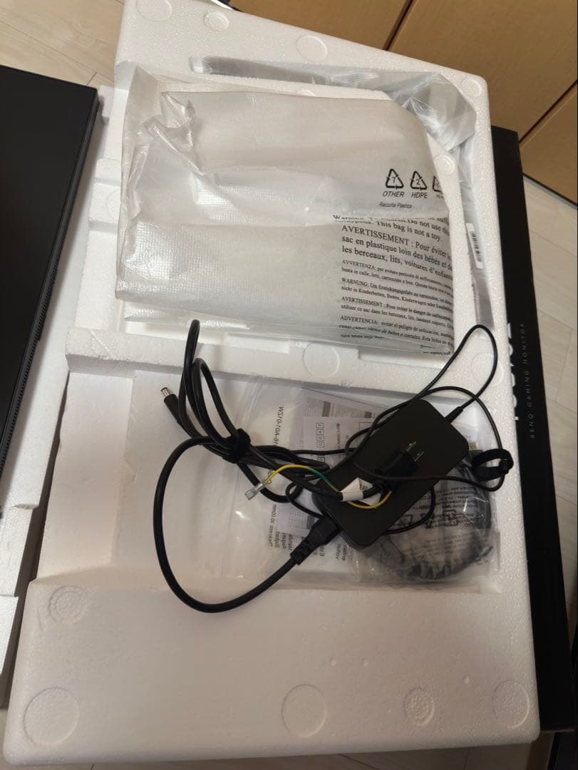 BenQ MOBIUZ EX2710Q ゲーミングモニター　27インチ