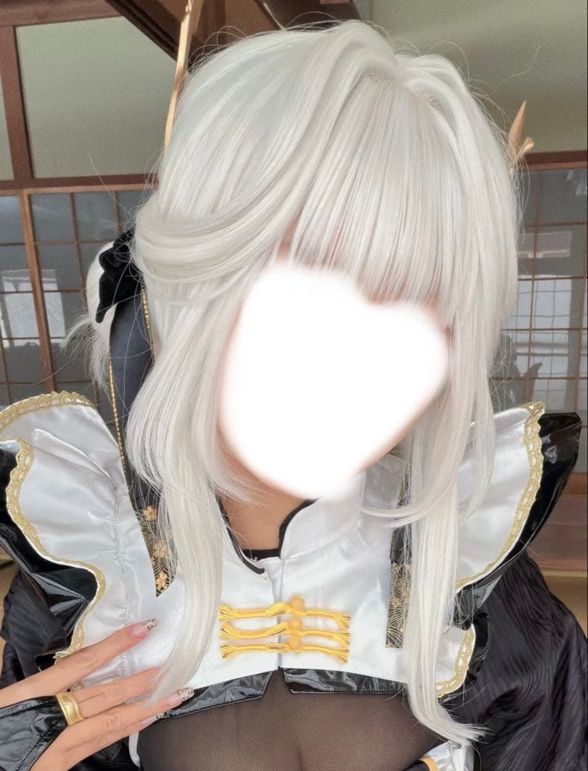 NIKKE ブラン コスプレ衣装 ウィッグ、小道具付き