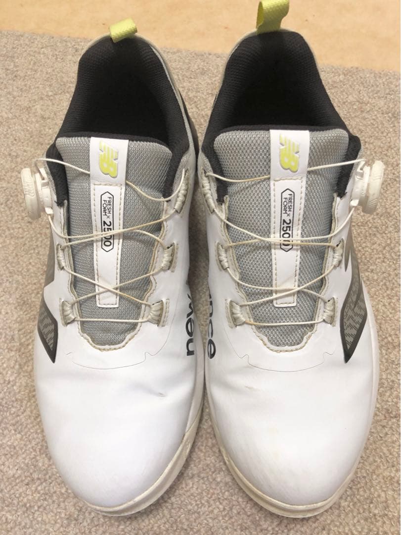 ゴルフシューズ　ニューバランス　25.5