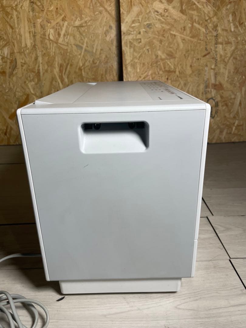 2021年製 Panasonic 衣類乾燥除湿機 F-YHUX90