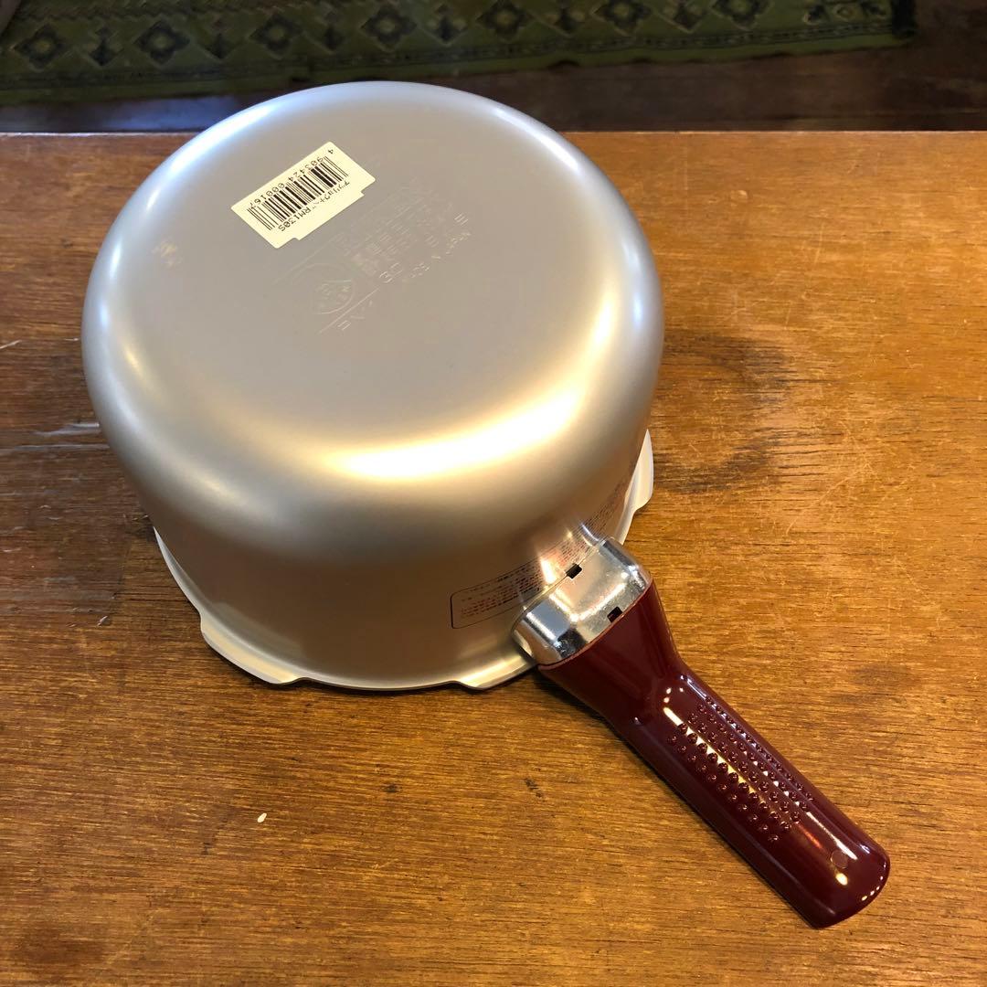 【新品未使用】理研 圧力鍋 こなべちゃん 3.0L 4号炊