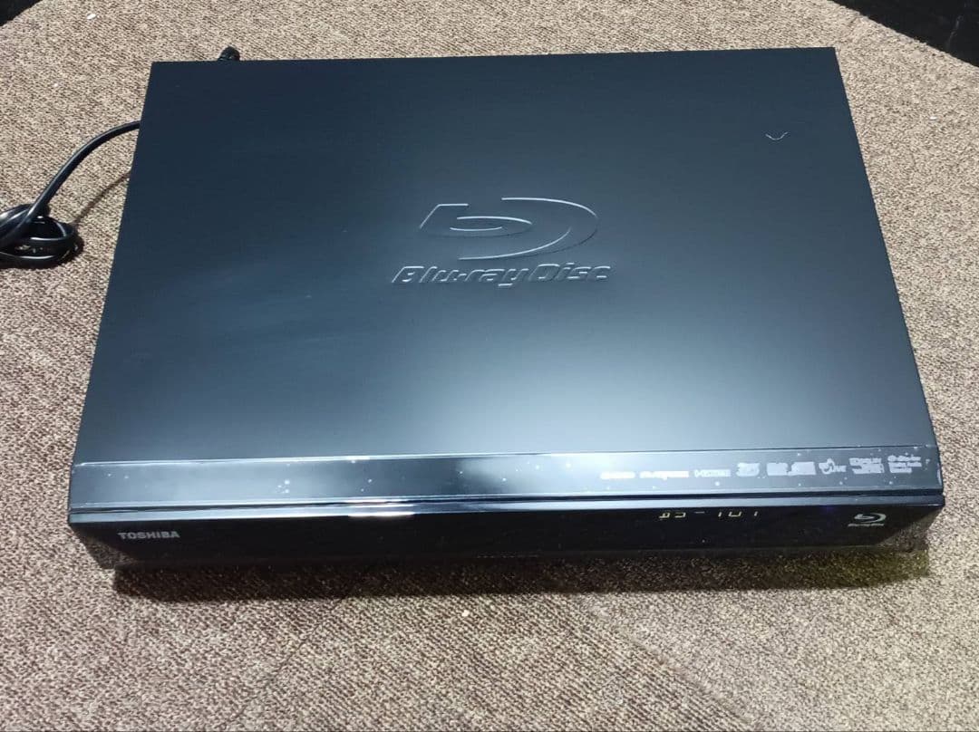 完動品 美品 東芝 1TB 2チューナー ブルーレイレコーダー RD-BZ810