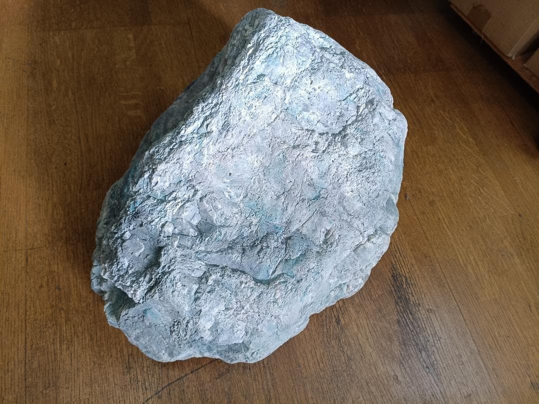 擬岩　人工石　軽くて丈夫FRP製　アート　オブジェ