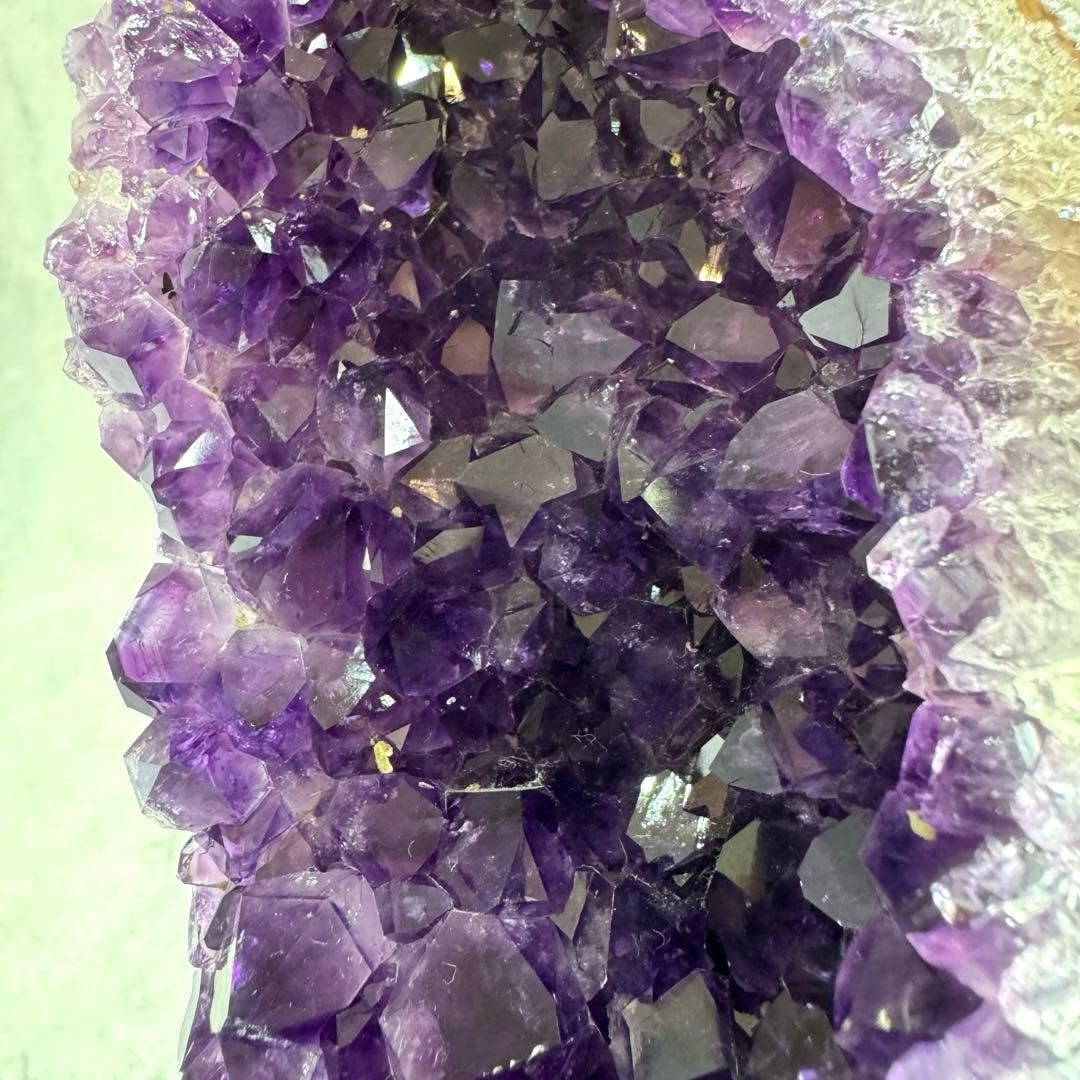 【ハイクォリティ】 ウルグアイ産　アメシストカットベース