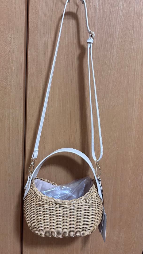 新品MARYQUANTラタンデイジーパッチ 2WAYショルダーベージュNew