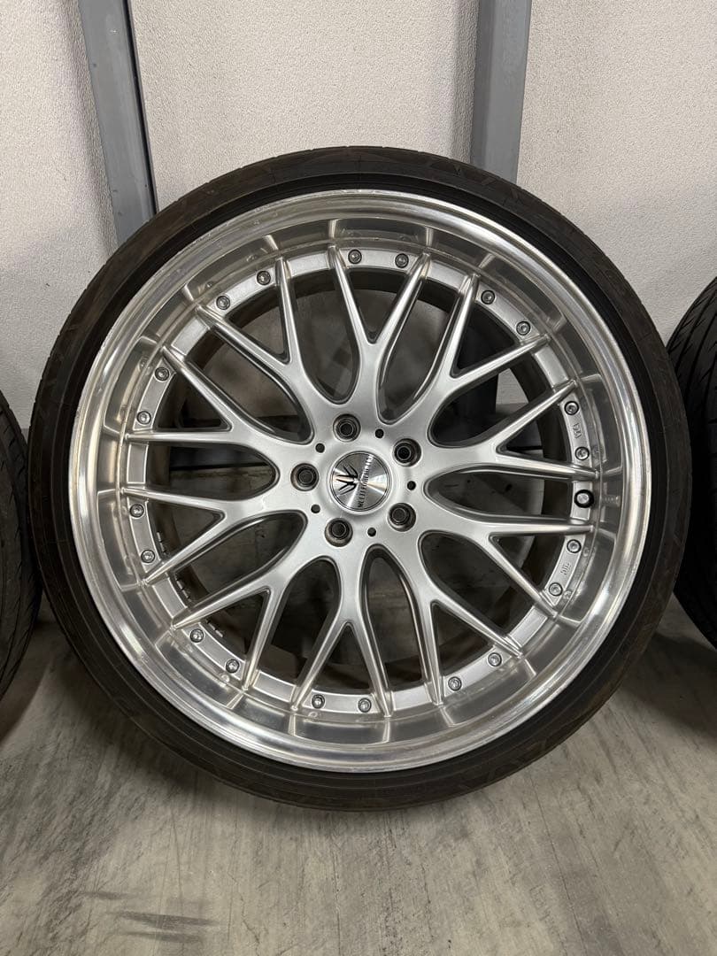 ロクサーニ　20インチホイール
