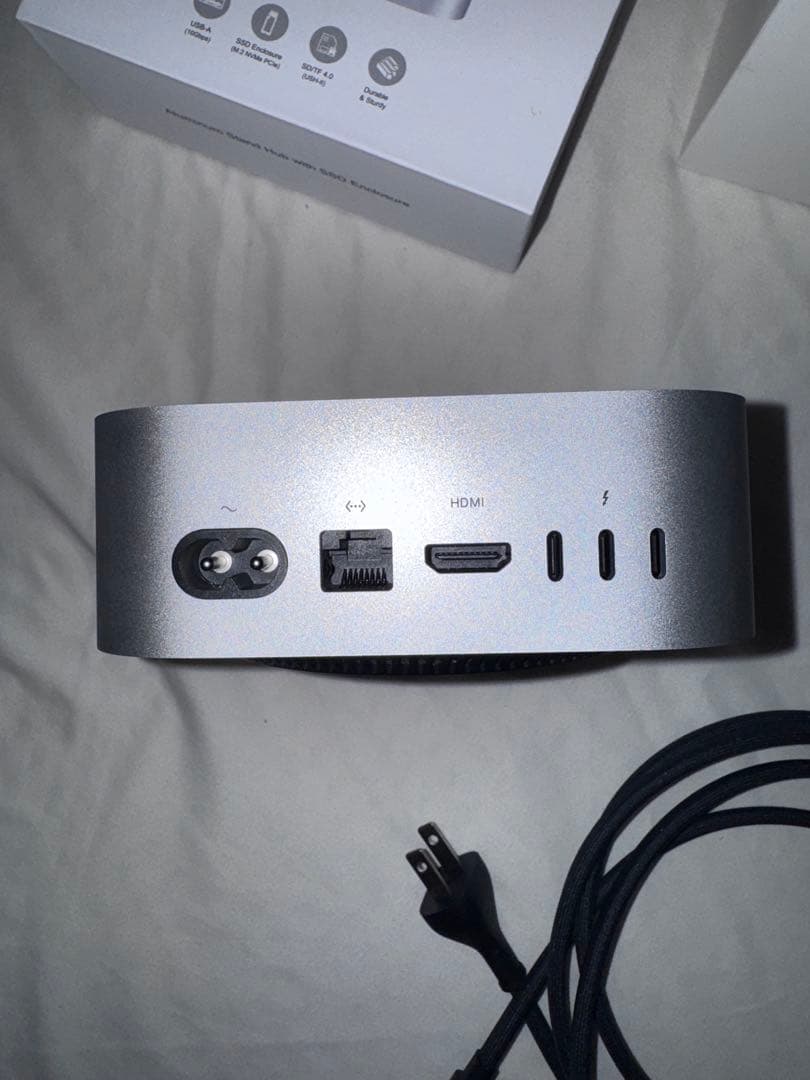 Apple Mac mini SSD拡張用ハブ付き