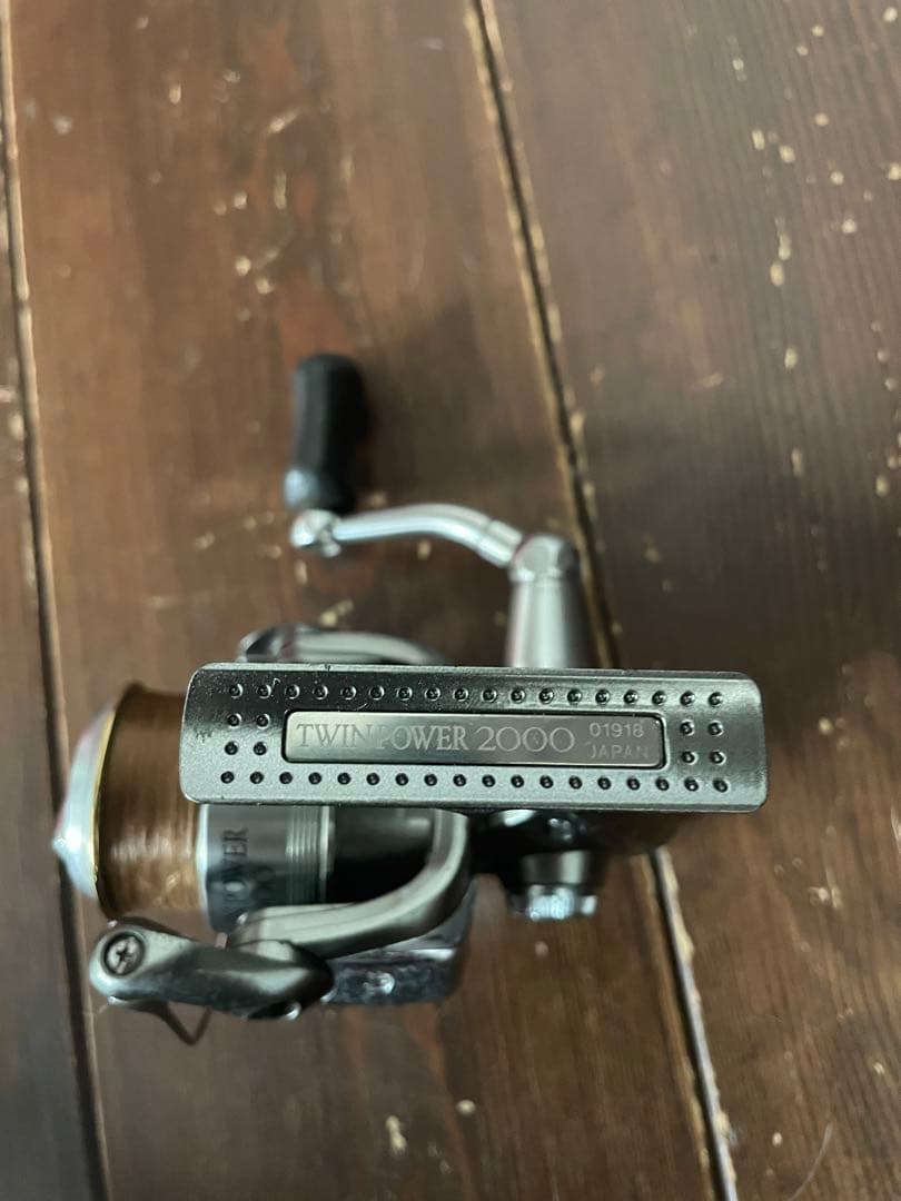 シマノ TWIN POWER 2000 スピニングリール