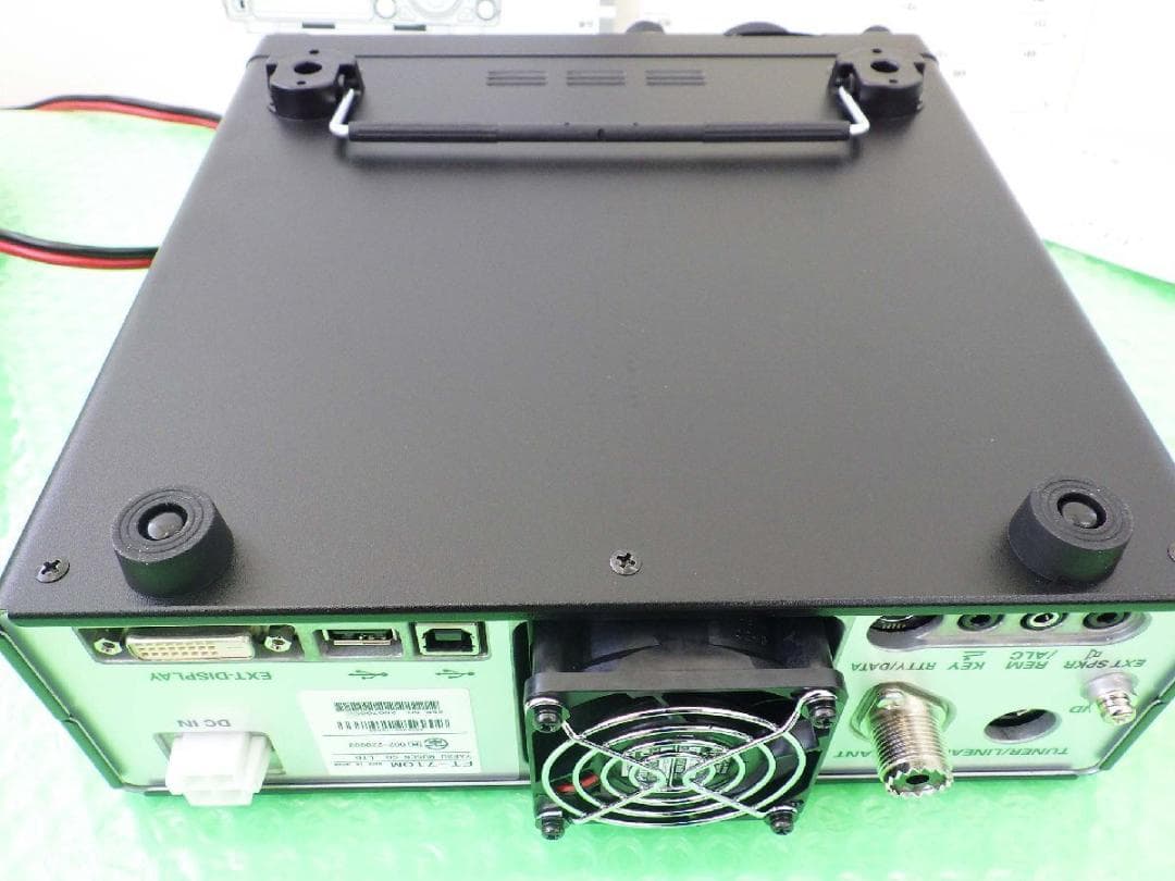 YAESU FT-710 トランシーバー SP-40付き