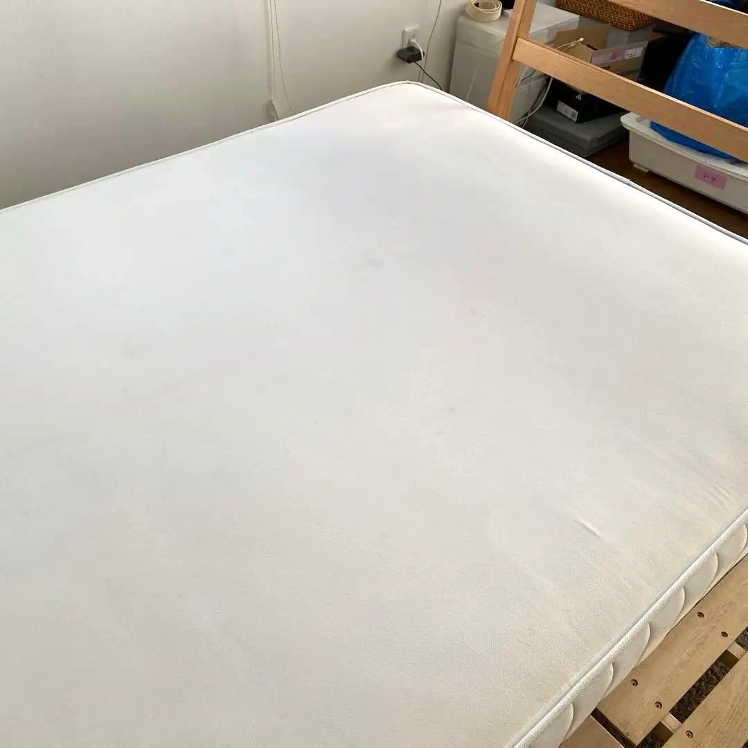 東京都渋谷区引取　無印良品　タモ材　木製ダブルベッドフレーム、マットレス