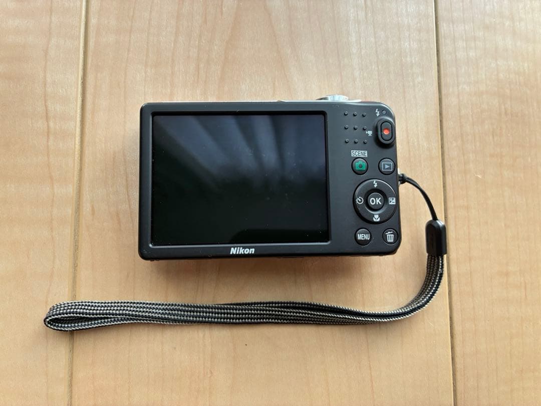 コンデジ　Nikon coolpix
