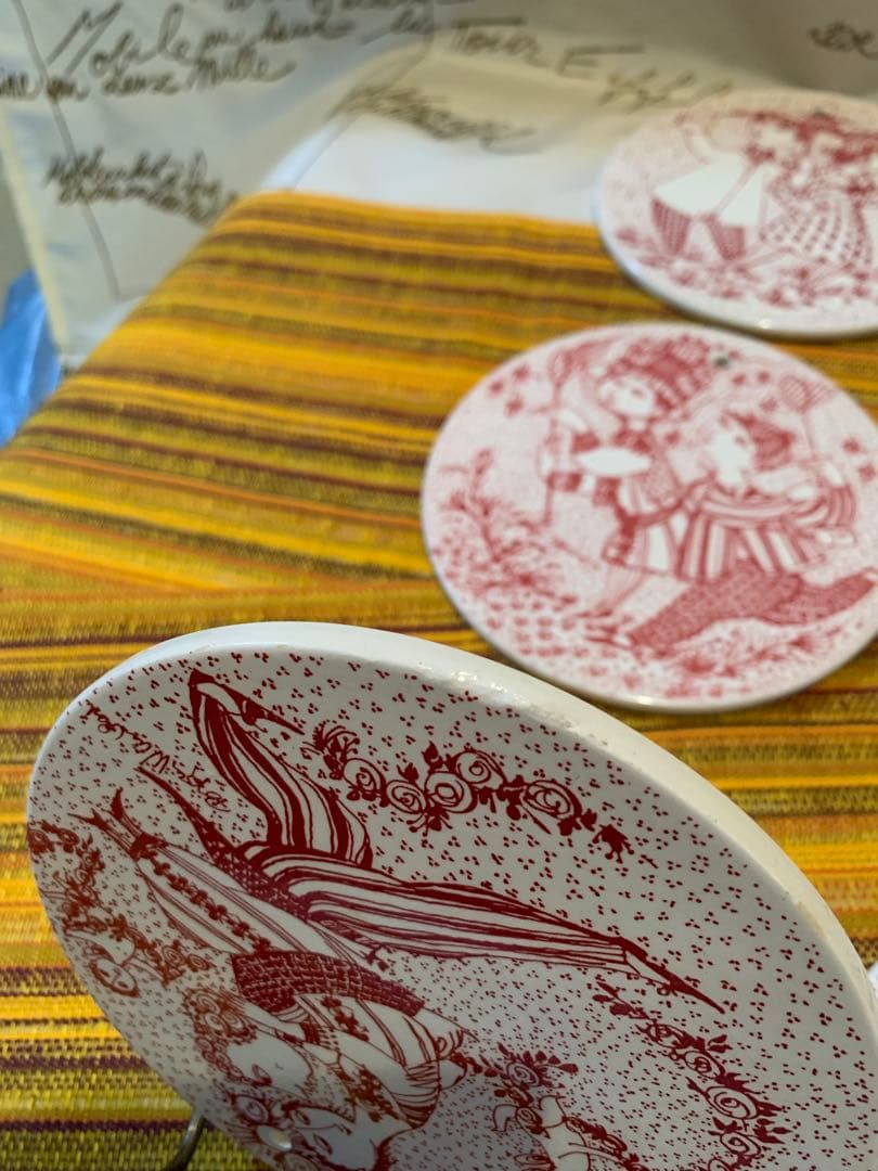 ビヨンヴィンブラッド　マンスリープレート・赤色のコンプリート12ヶ月全部！