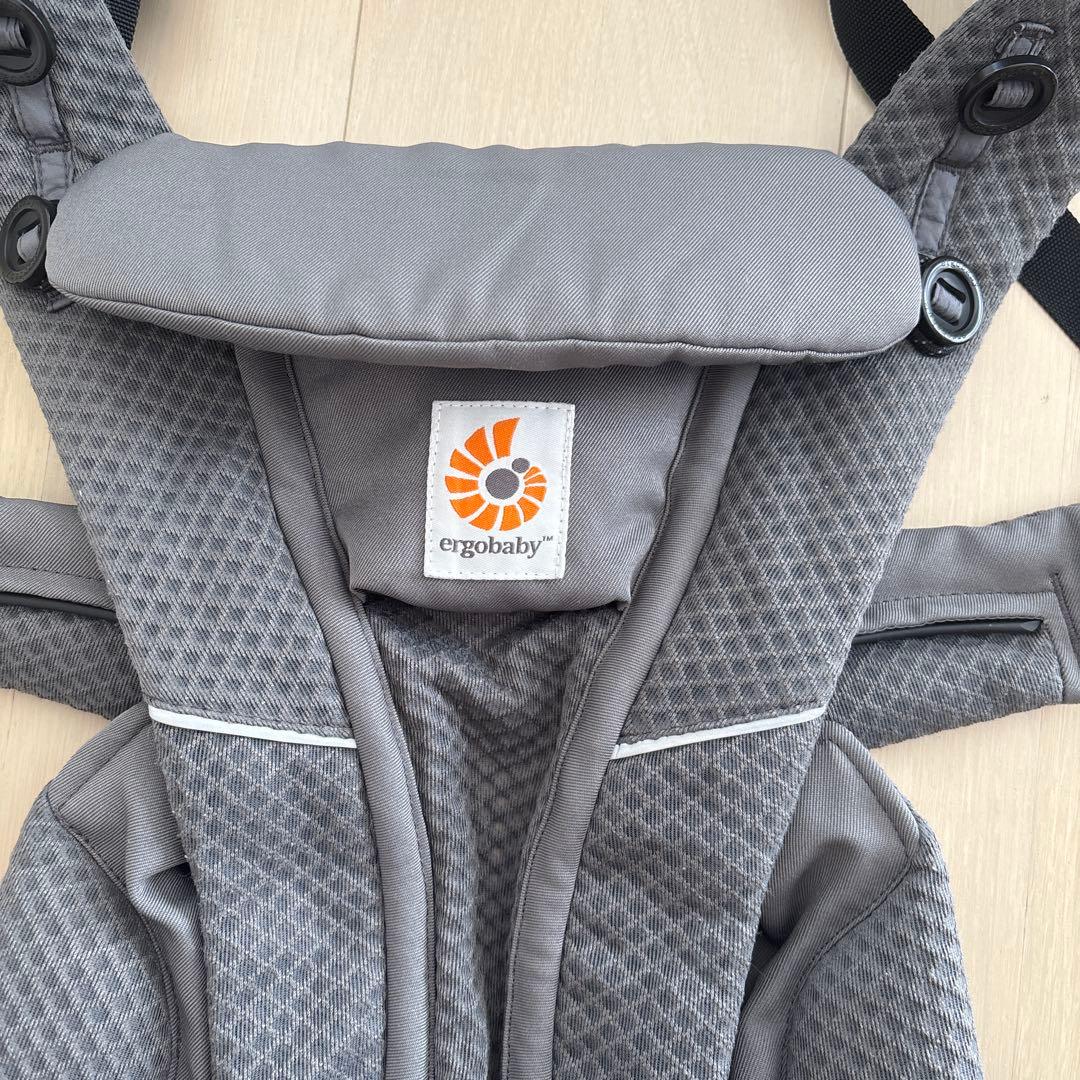 ergobaby 抱っこ紐 グラファイトグレー エルゴ オムニブリーズ