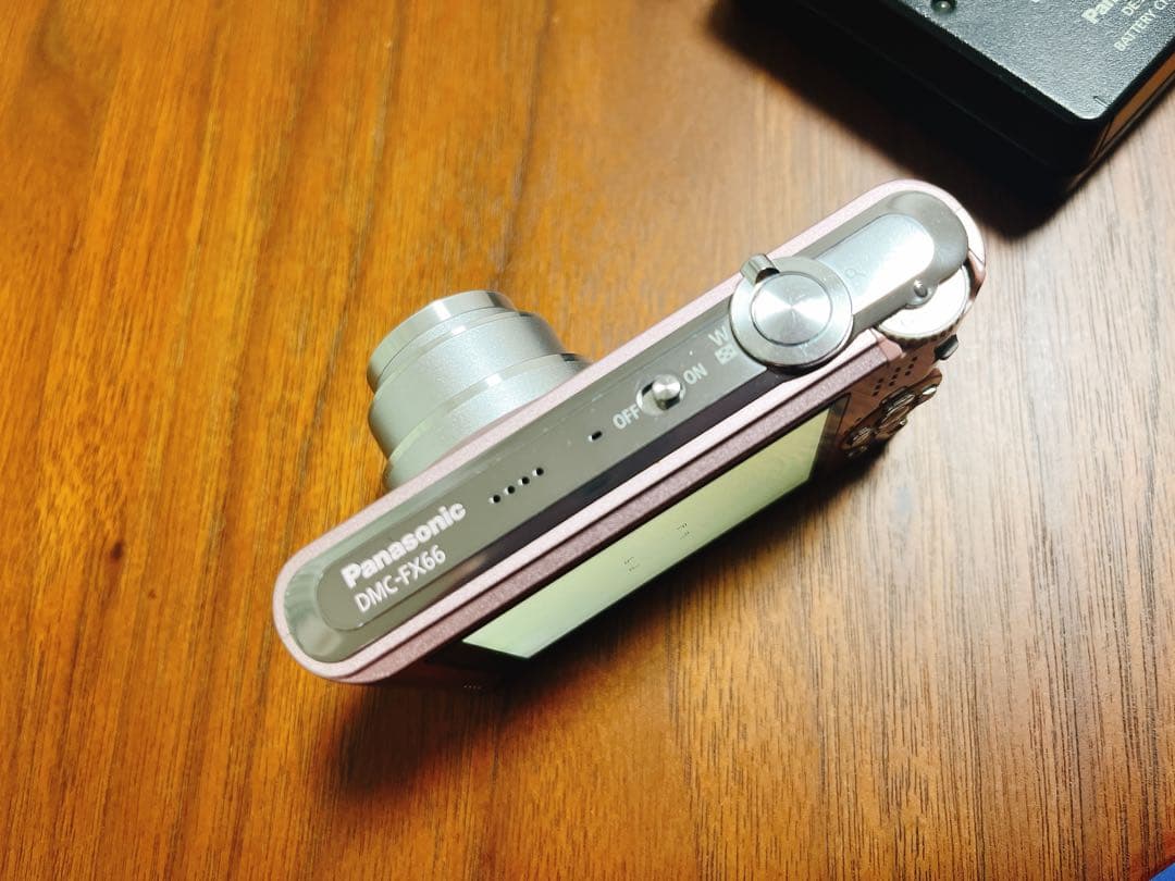 ★AYA★LUMIX 14メガピクセル コンパクトデジタルカメラ