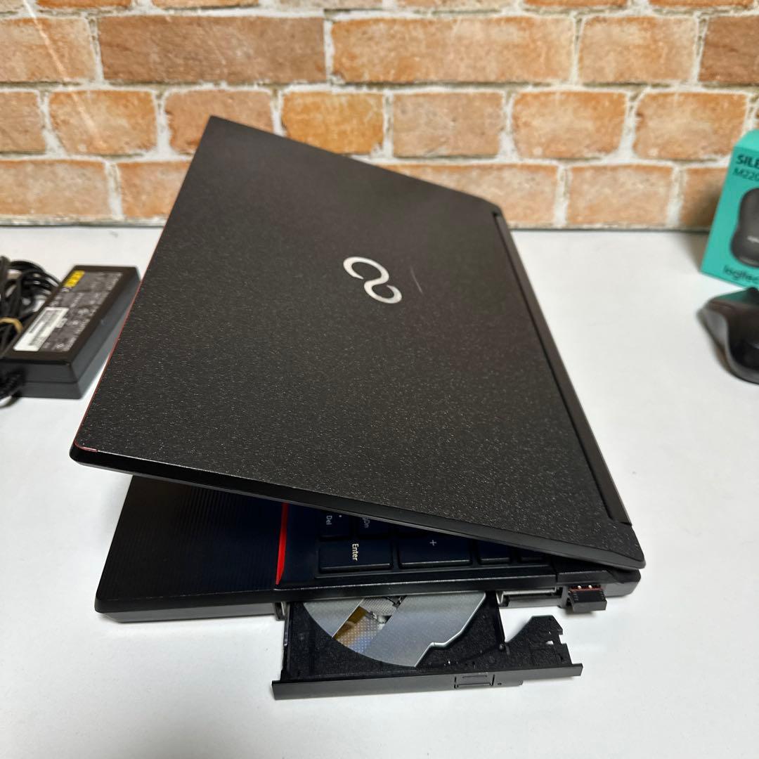 富士通ノート PC 高速起動SSD Corei7 Windows11オフィス付き