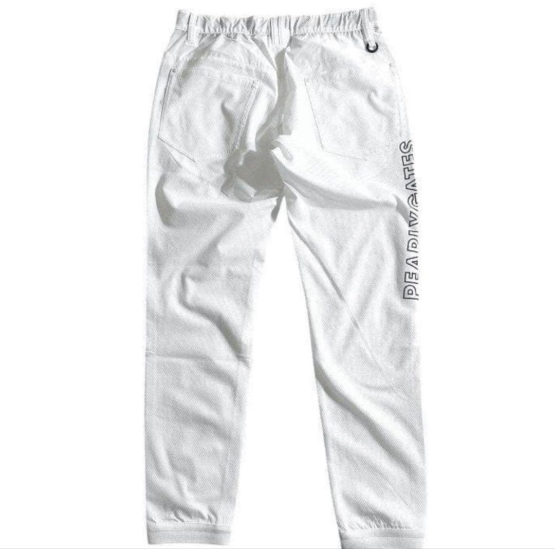 ホワイト ストレートカットパンツ　サイズ5