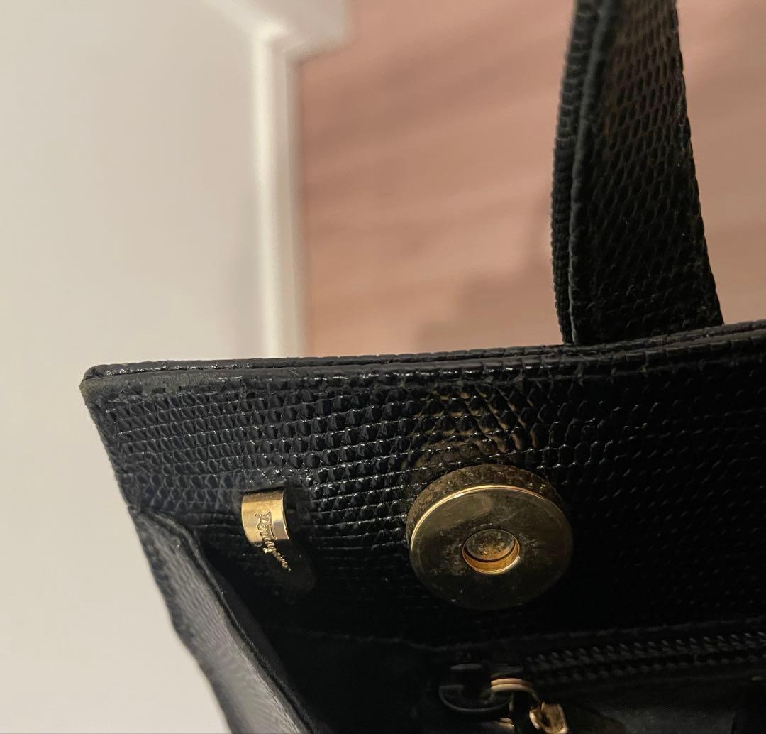 Salvatore Ferragamo ヴァラリボン 2wayハンドバッグ