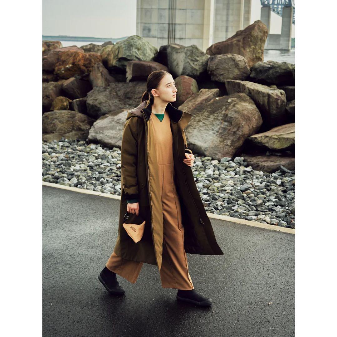 【新品未使用】KEEN （キーン）エレナ チェルシー ブーツ24㎝ 防水