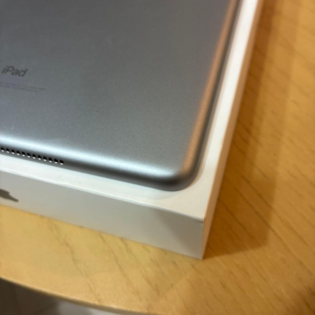 iPad第6世代　Wi-Fi 32GB