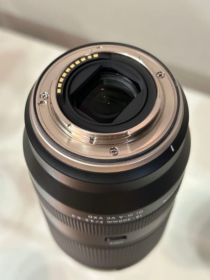 TAMRON 18-300mm フジフイルム用 タムロン B061