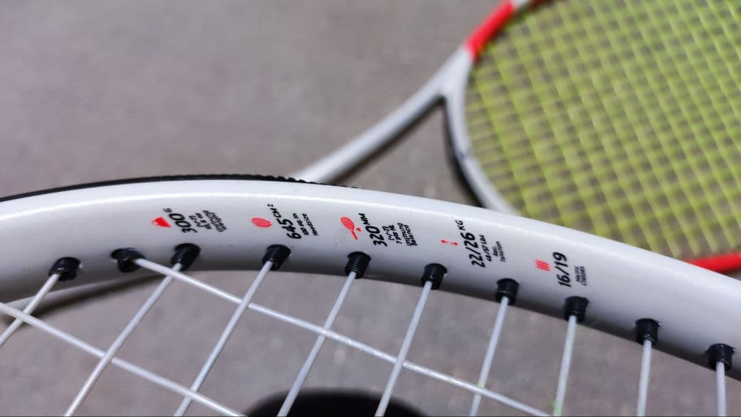 中古美品バボラ　ピュアストライク100 16✕19 G3 　2本組