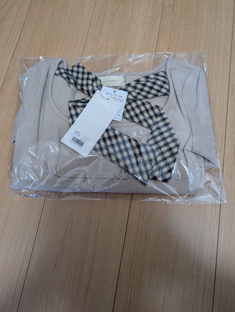 andmary Ami ribbon check tops ベージュ