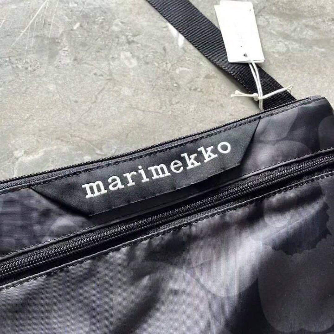 marimekko 花柄 サコッシュ 黒