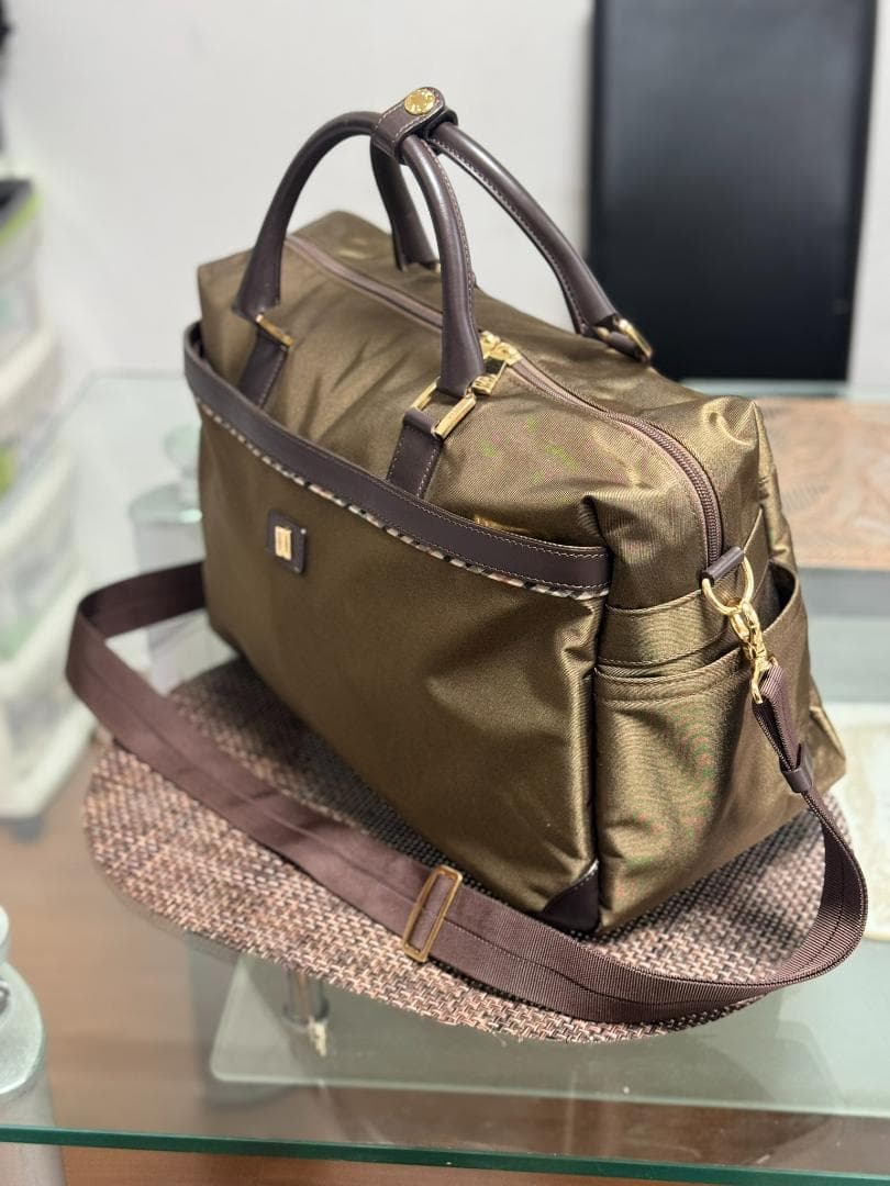 ブラウン ナイロン ボストンバッグ