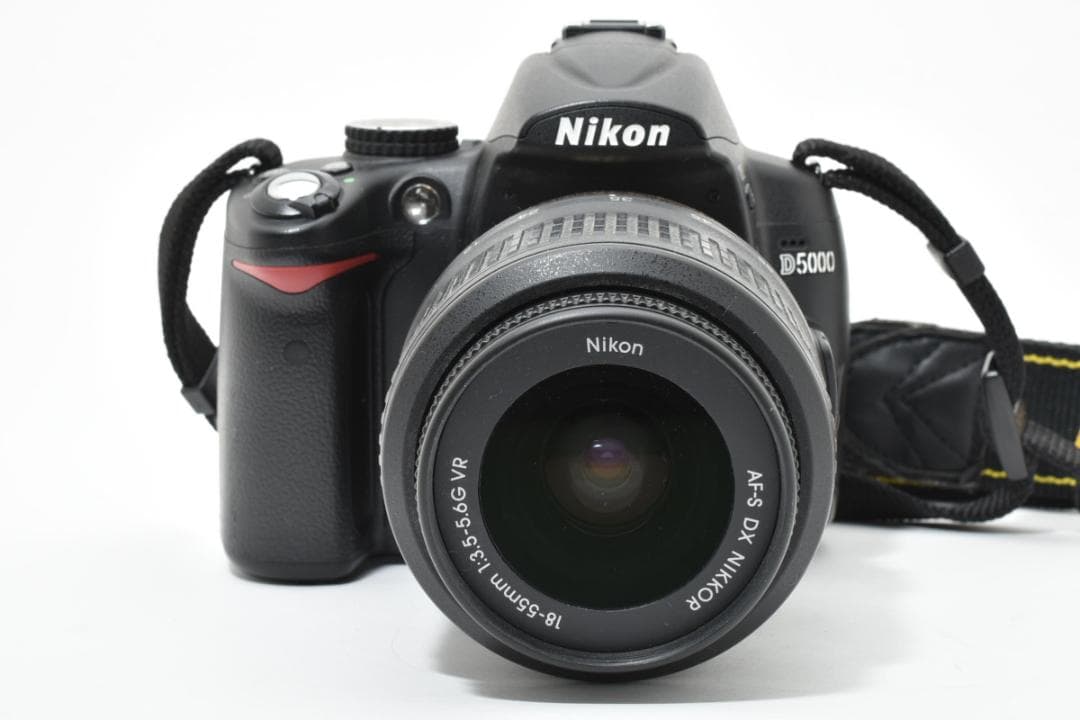 【大人気】 Nikon ニコン D5000 レンズキット デジタル一眼カメラ