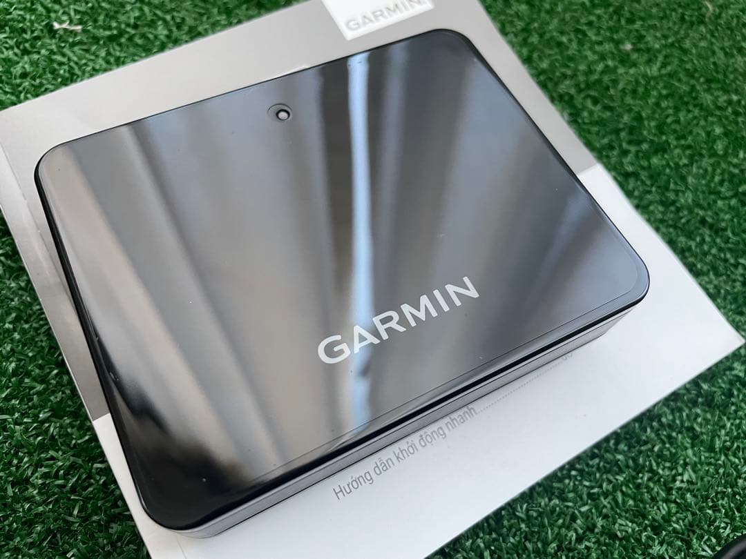美品　GARMIN(ガーミン)アプローチR10 ゴルフ測定器
