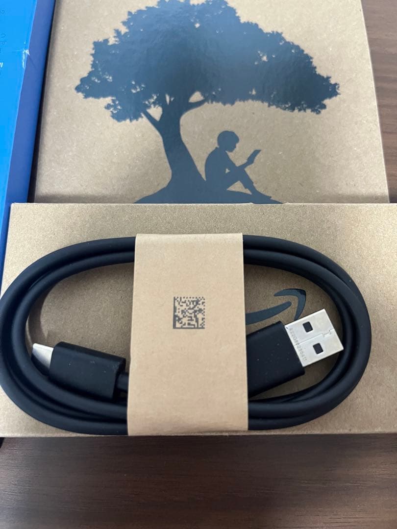 Kindle 16GB ブラック 6.8インチディスプレイ 色調調節ライト c