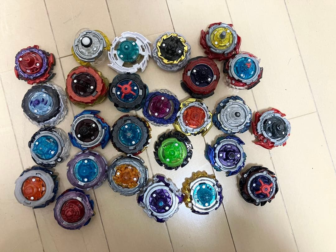 ❗️値下げ中❗️【豪華】ベイブレードバースト 引退品 大量まとめ売り