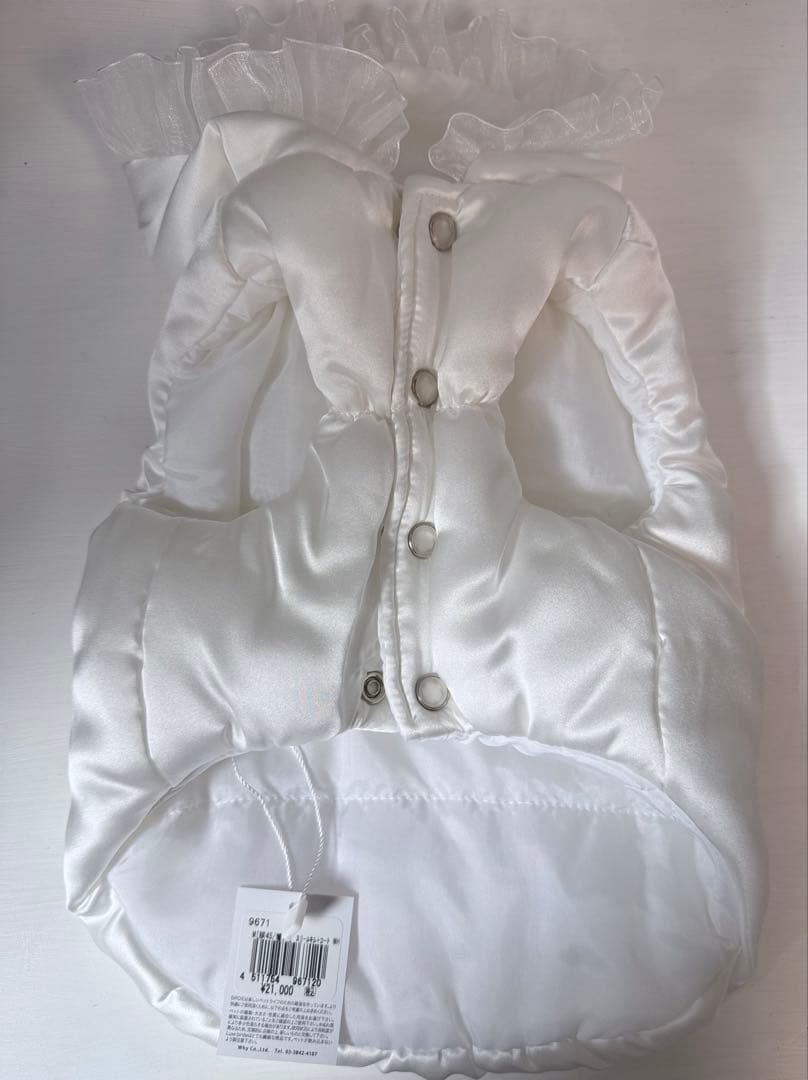 新品未使用　タグ付　リュクスバーディ　スリールキルトコート　Mサイズ　ホワイト