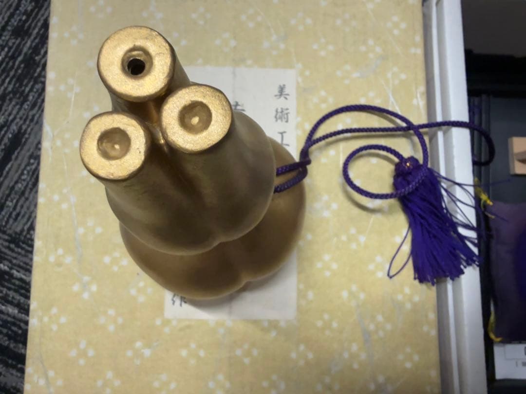 金色 三つ口壺 装飾品 【黄金三瓢子】