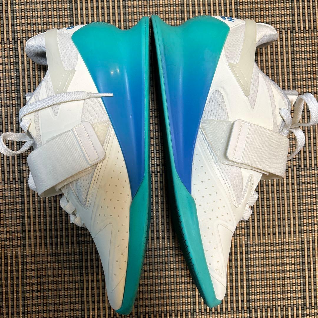 ReebokレガシーリフターⅢ