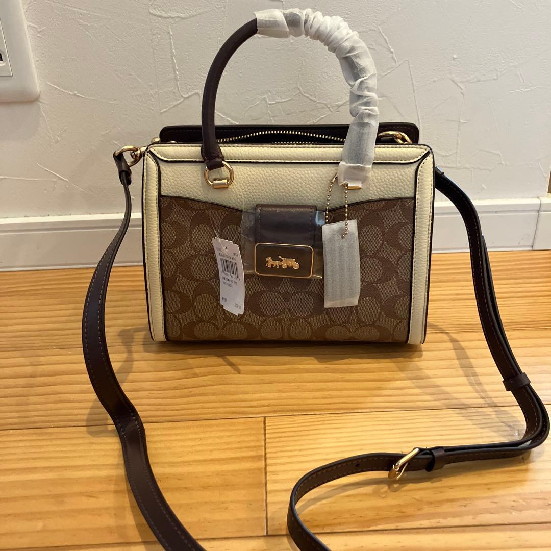 Coach ハンドバッグ ショルダーバックブラウン/アイボリー　ヘビ柄