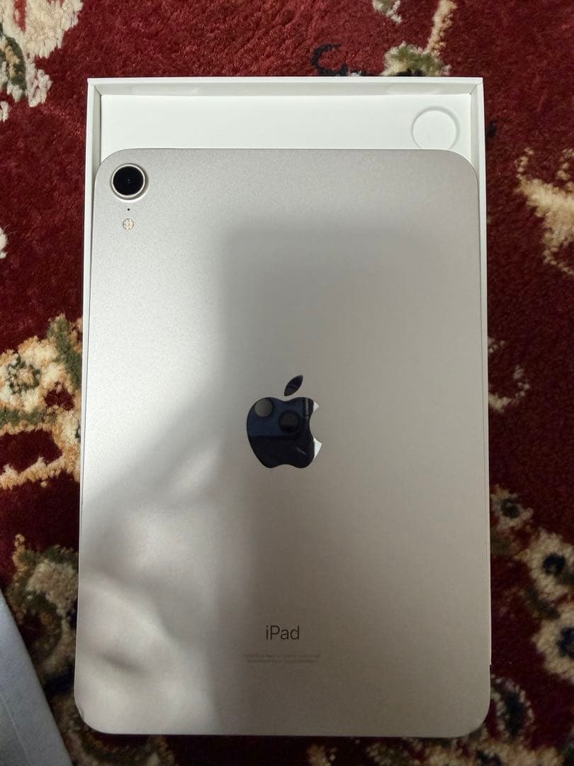 Apple iPad mini (第6世代) スターライト本体