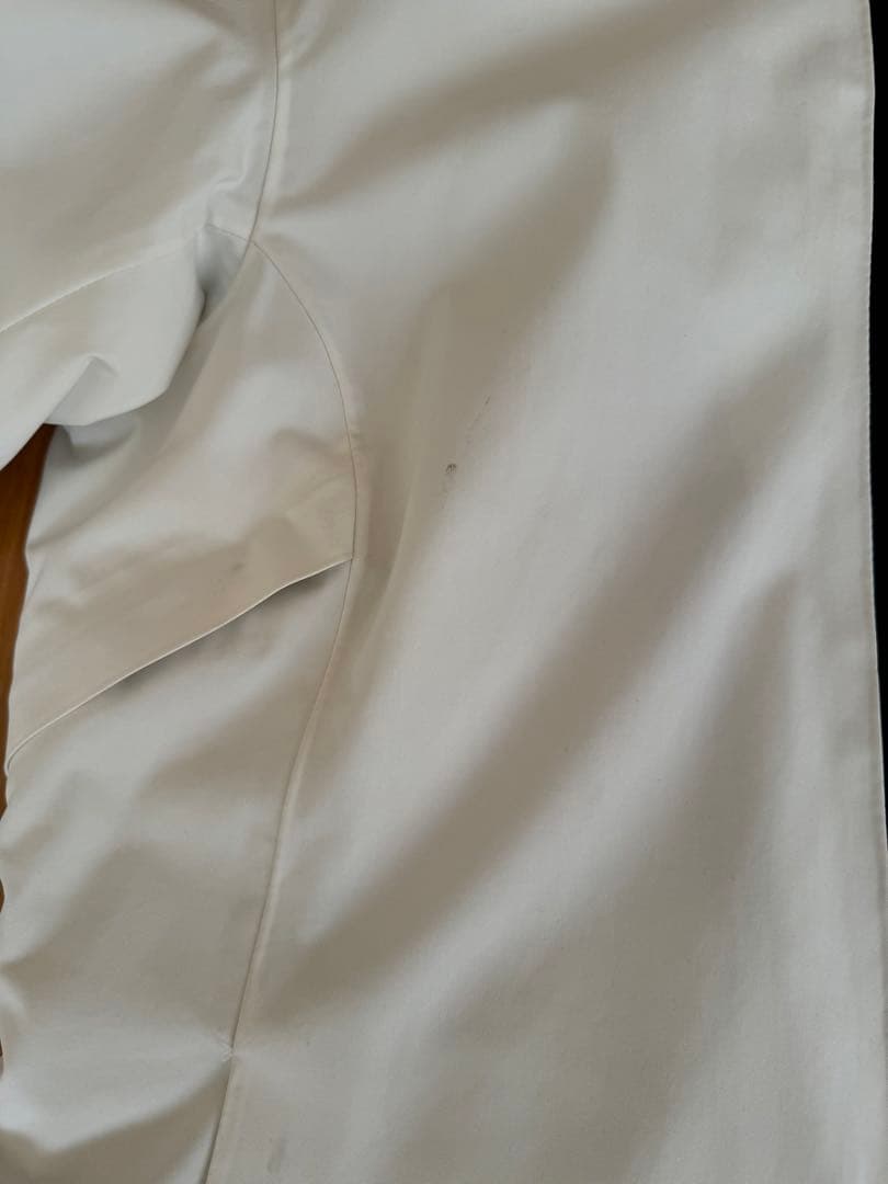 ピークパフォーマンス　アニマ　スキーウェアセット ホワイト