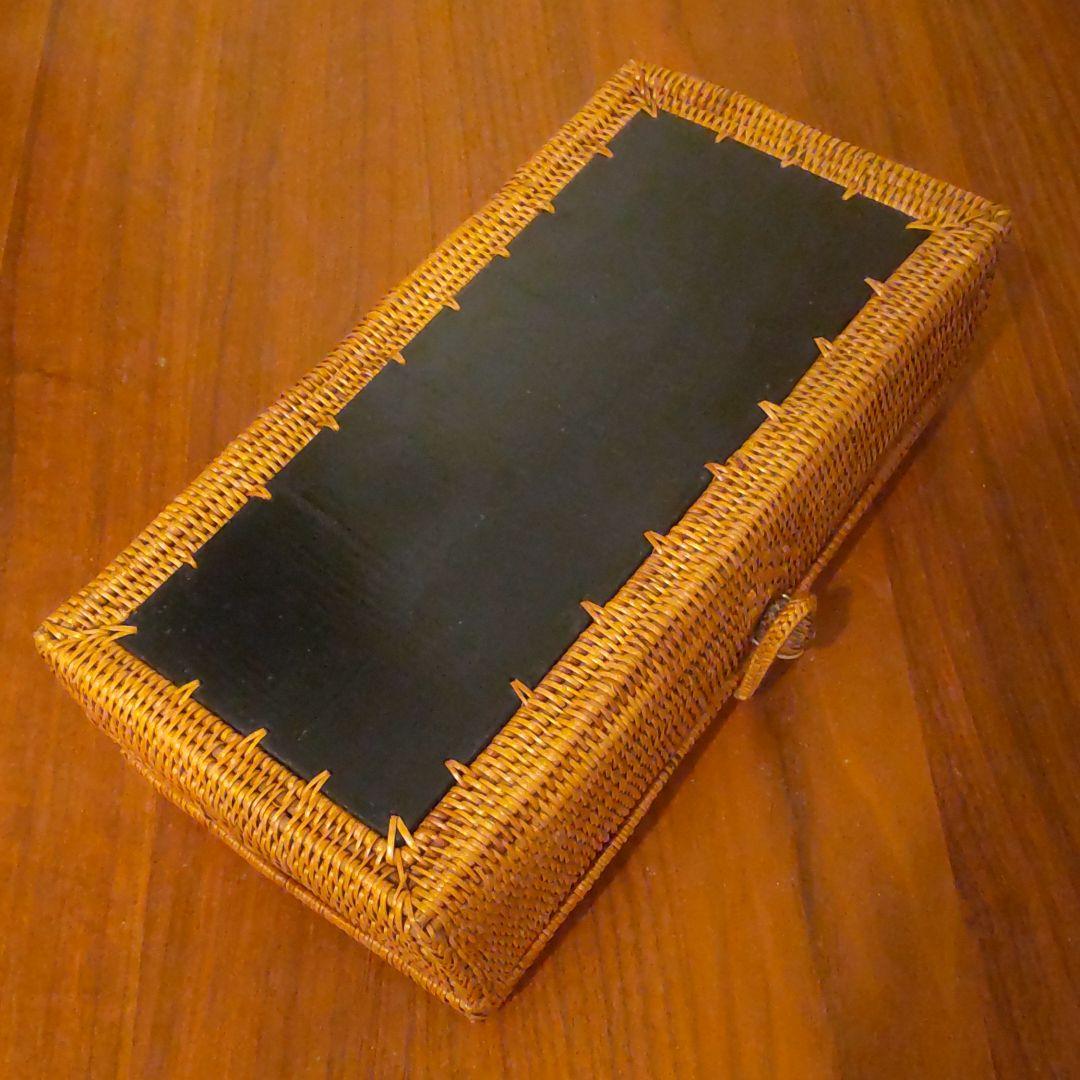 【バリ島土産】黒檀調象嵌入アタ製品ティッシュケース