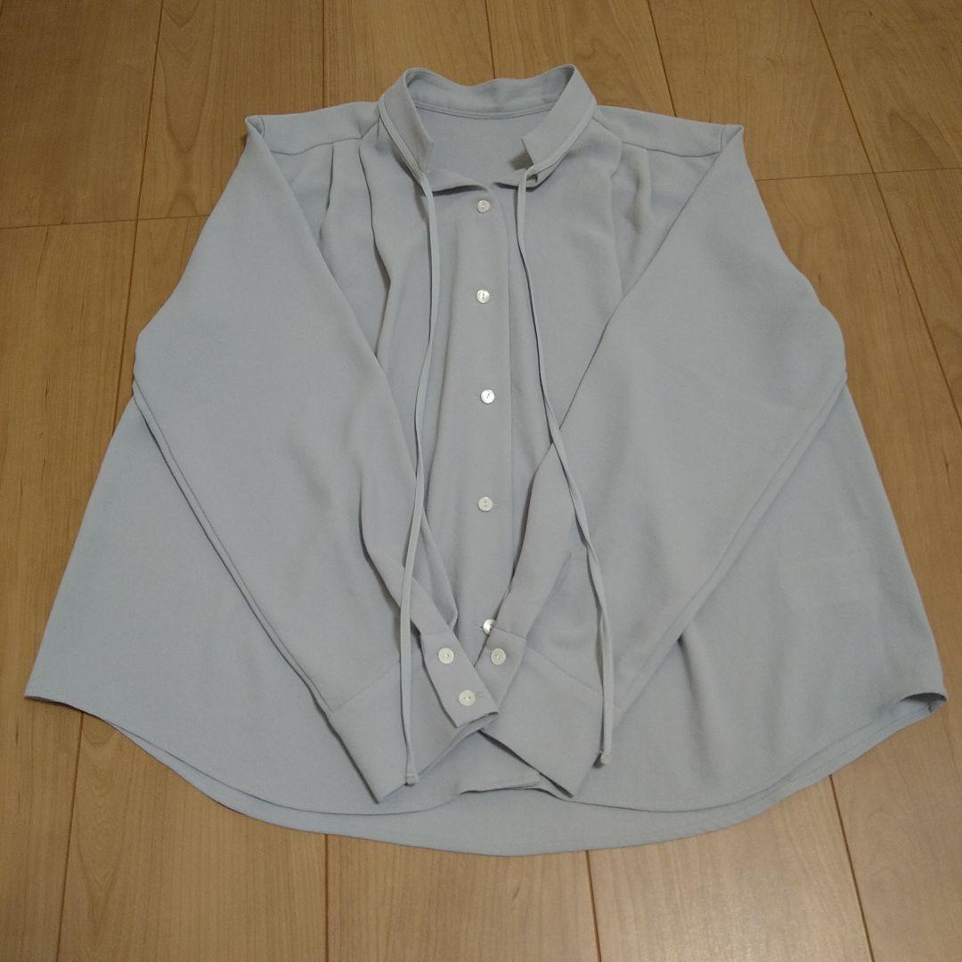 【美品】ソージュ　SOEJU　ジョーゼットリボンブラウス　Мサイズ　ブルーグレー
