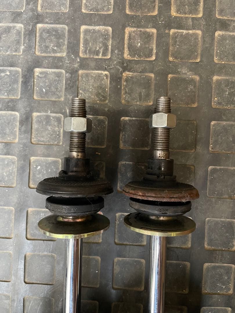 ゆ*様 テイン プリウスα 40 ストリート ベイシスZ 車高調