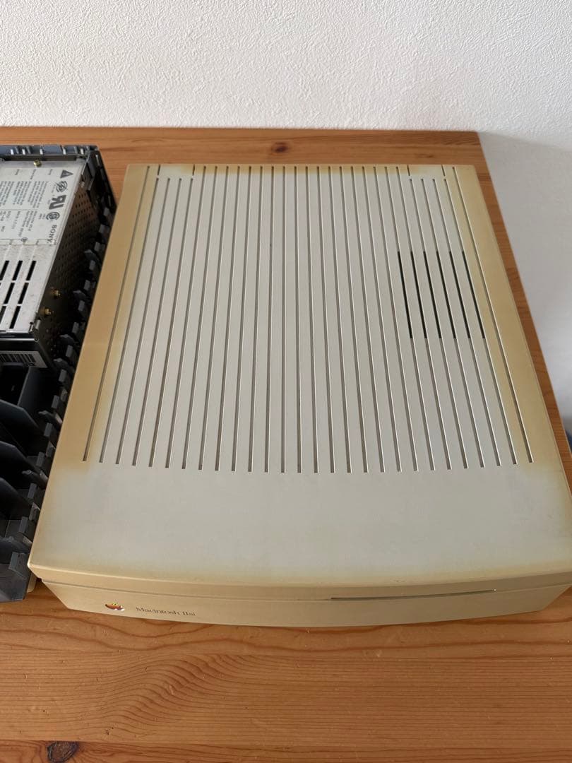 Macintosh IIsi ジャンク品　12”モニター　キーボード・マウス付き
