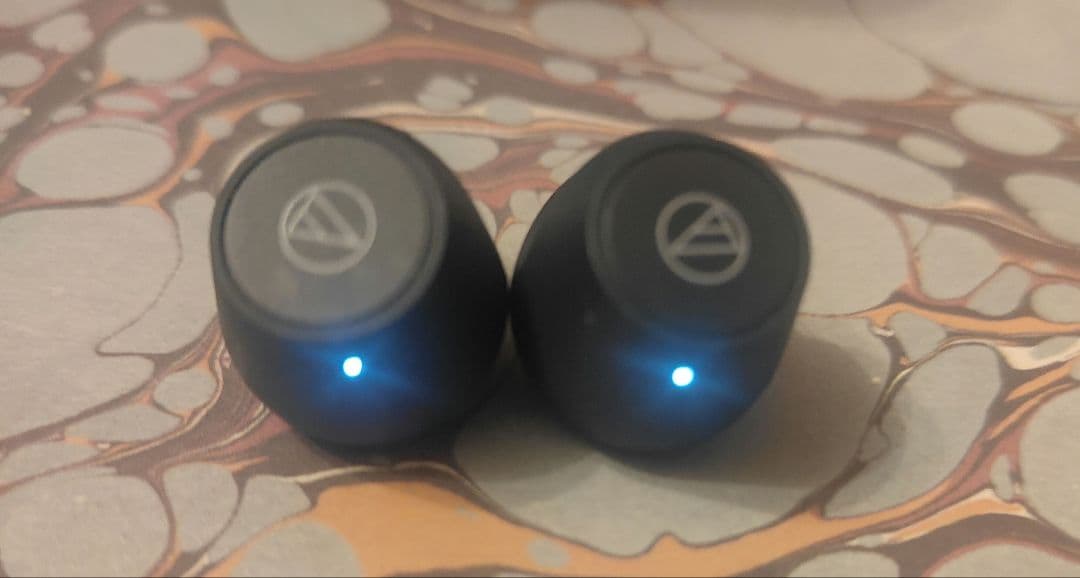 オーディオテクニカ ATH-CKS30TW+ BK ノイズキャンセリング 黒