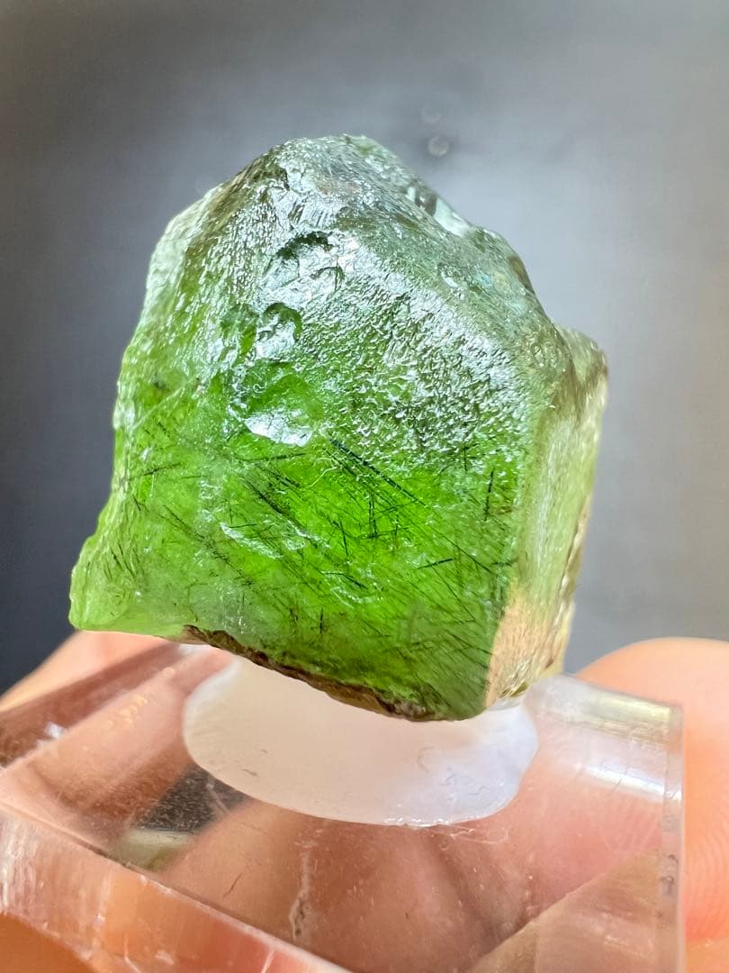 ✴︎値下げ【 天然石 原石 鉱物 】パキスタン産 ペリドット ルードヴィッヒアイト