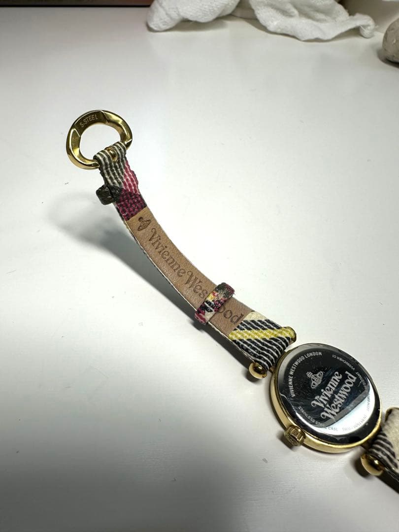 【中古美品】Vivienne Westwood 時計　電池交換済　ヴィヴィアン