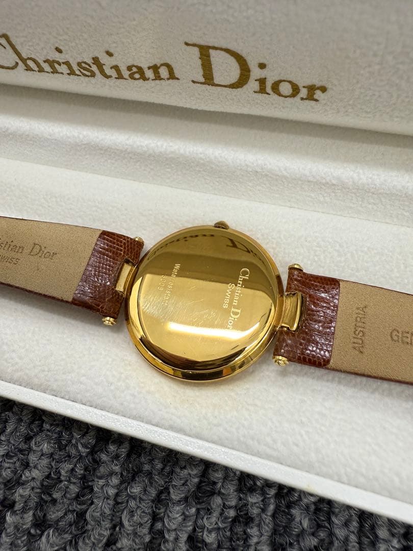 Christian Dior ゴールドレザー時計　箱付き