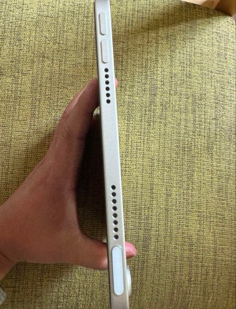 iPad mini 6 WiFiモデル 256GB 美品　フィルムカバー付き