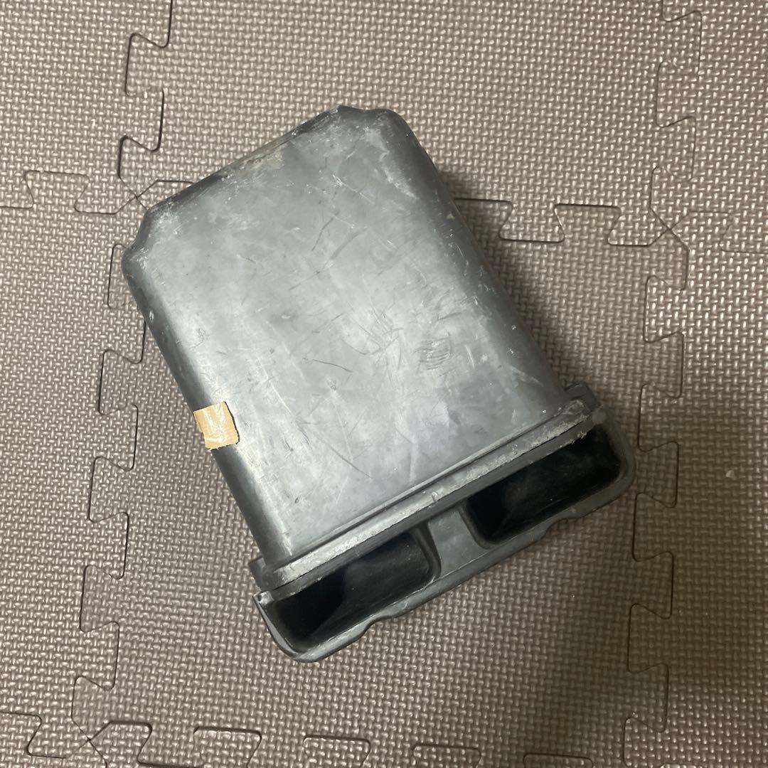 【送料無料】ゼファー400 純正エアクリーナーボックス 希少！実働外し！